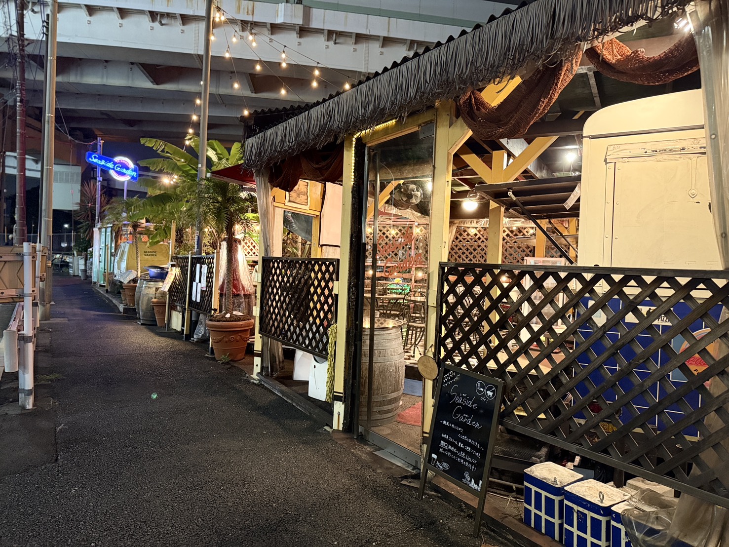 SEASIDE GARDENの店舗外観